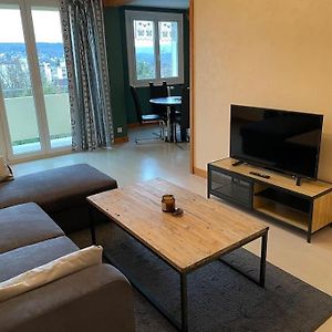Appartement à 2 Chambres à Coucher
