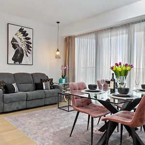 Appartement à 2 Chambres à Coucher