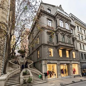 Decamondo Residence