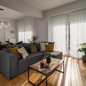 Deluxe 4 Bedrooms Apartment In Athens Center