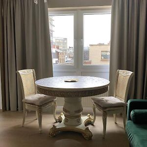 Studio Montaigne