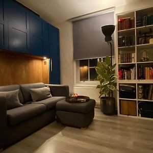 Centrally Located London Apartment