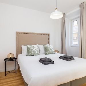 Appartement à 2 Chambres à Coucher