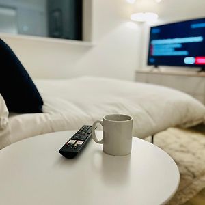 Spectacular Studio Apartment Near To Old Trafford Stadium