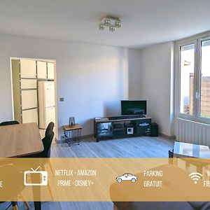 Appartement à 2 Chambres à Coucher