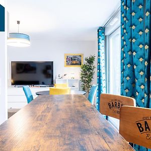 Appartement à 2 Chambres à Coucher