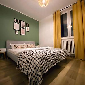 Central Cozy Apartment North Railway St - 4 Min Walk