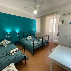 Maqueda Rooms