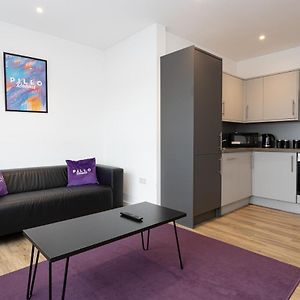 Appartement à 2 Chambres à Coucher