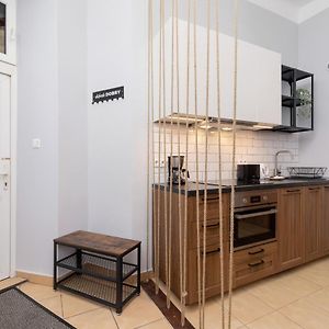 Mezzanine Retro Apartment Strzelecka Old Town By Noclegi Renters