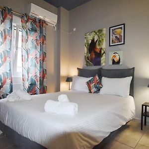 Petite Apartment