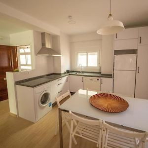 Appartement à 3 Chambres à Coucher