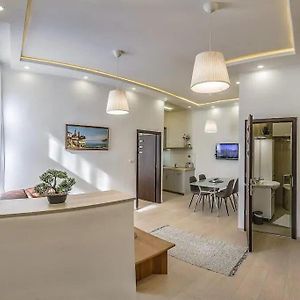 Appartement à 2 Chambres à Coucher