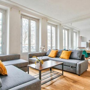 Appartement à 3 Chambres à Coucher