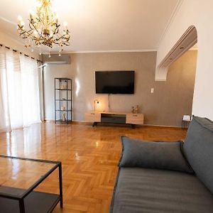 Appartement à 3 Chambres à Coucher