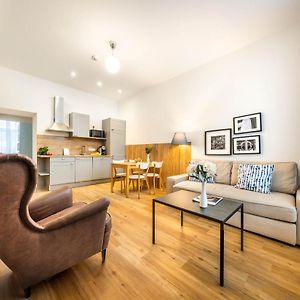 Suite à 1 Chambre à Coucher