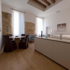 Home Venice Apartments - Rialto 4