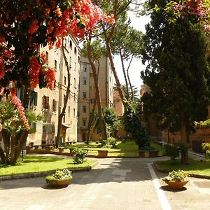 Dimora Del Papa Apartments