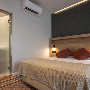 Chambre Lit Queen-Size