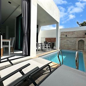 Villa à 3 Chambres à Coucher