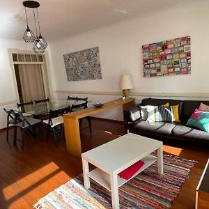 Appartement à 3 Chambres à Coucher
