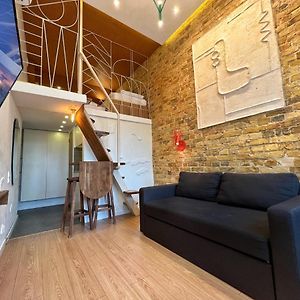 Kyiv Whisky Box Apartments