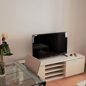 Apartamento En La Plaza Del Salvador.