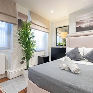 Appartement à 2 Chambres à Coucher