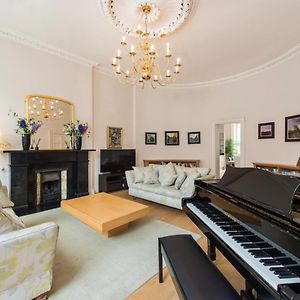 Luxurious City Centre Self Catering Apartment