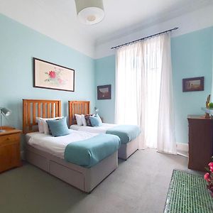 Stylish Central Edinburgh Apartment