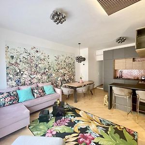 Appartement à 3 Chambres à Coucher
