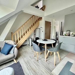 Appartement à 2 Chambres à Coucher