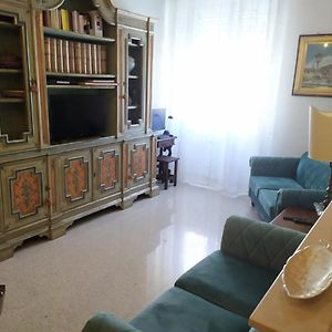 Appartement de Luxe à 4 Chambres à Coucher