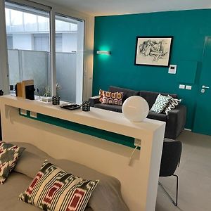 Green Space Studio In The Center