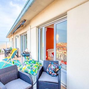 Appartement à 2 Chambres à Coucher