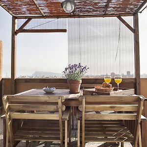 Appartement à 3 Chambres à Coucher