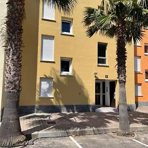 Cap D'Agde - Studio - 2 Pers - Sur Le Port
