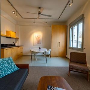 Artistic Spacious Studio Apartment Next To Metro Monastiraki