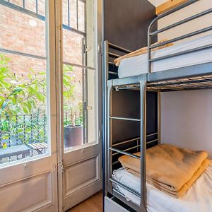 Dormitory Room Mixed