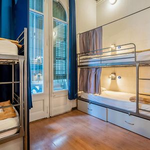 Dormitory Room Mixed