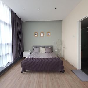 Suite à 3 Chambres à Coucher