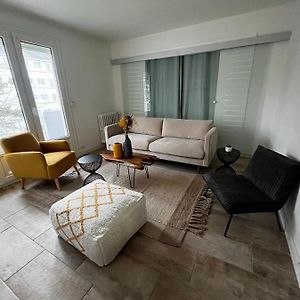 Appartement à 2 Chambres à Coucher