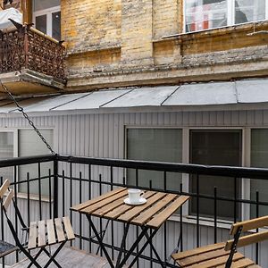 Kiev Loft Style Studios On 1 Malopidvalna