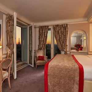 Suite Junior Eiffel Tower