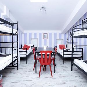 Dormitory Room Mixed