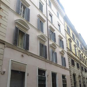 Appartement à 3 Chambres à Coucher