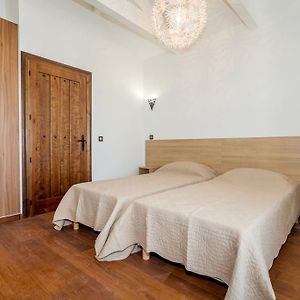Villa à 2 Chambres à Coucher