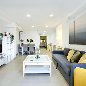 Appartement à 3 Chambres à Coucher