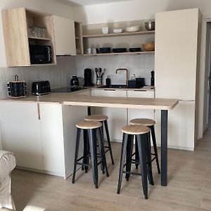 Appartement à 2 Chambres à Coucher