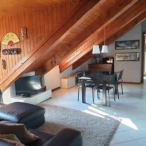 Appartement à 2 Chambres à Coucher